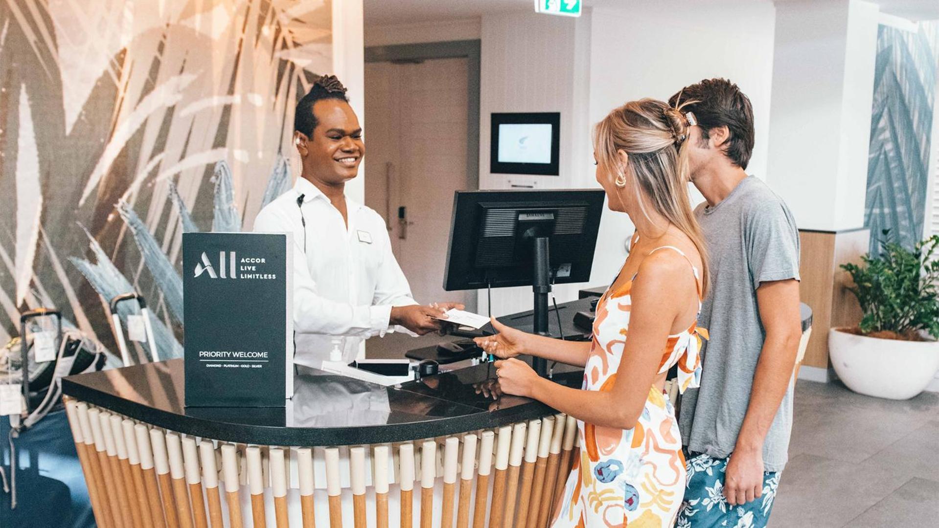 Novotel Cairns Oasis Resort מראה חיצוני תמונה