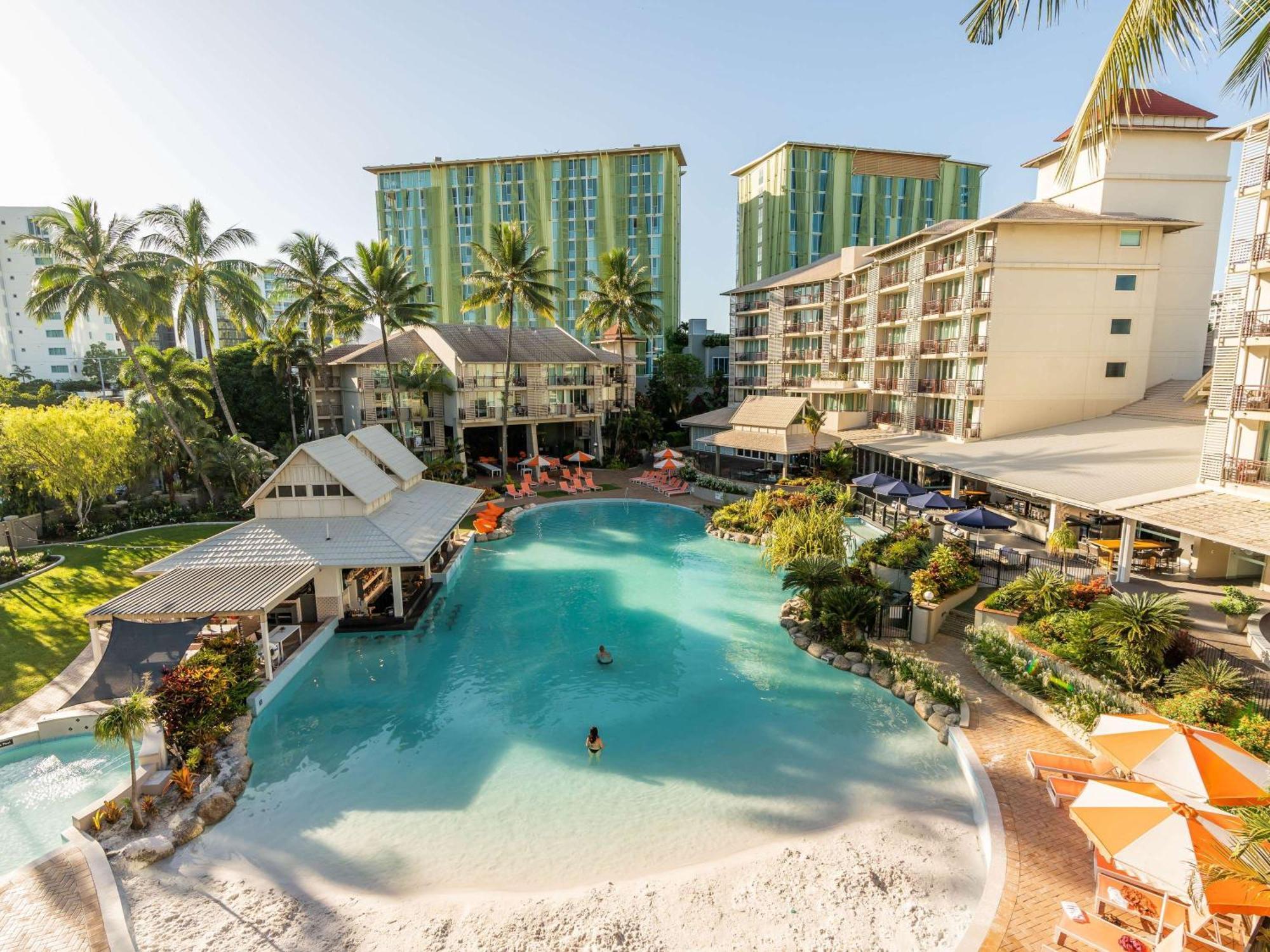 Novotel Cairns Oasis Resort מראה חיצוני תמונה