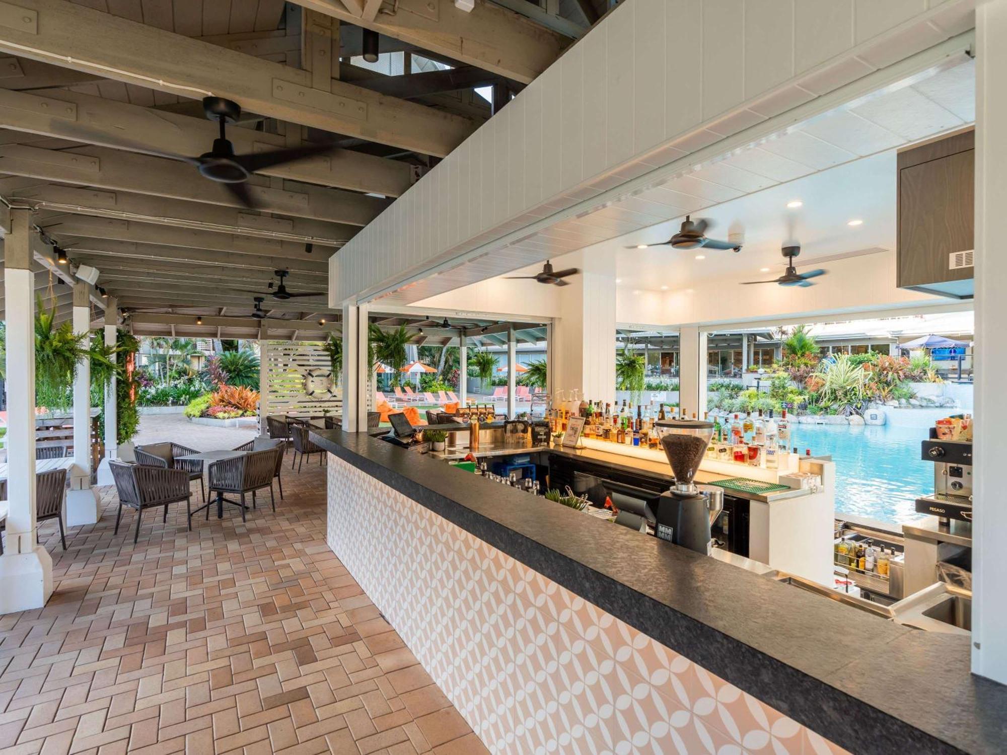 Novotel Cairns Oasis Resort מראה חיצוני תמונה